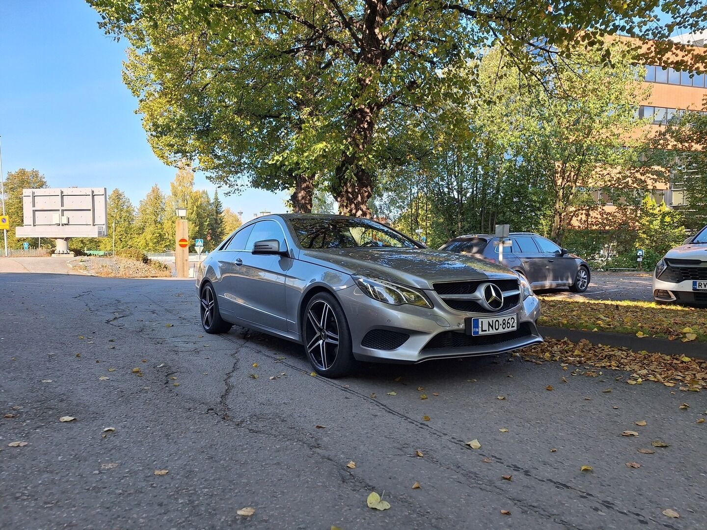 Mercedes-Benz E