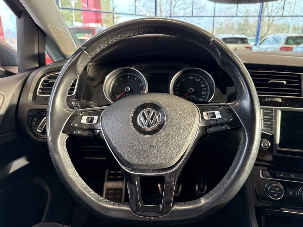 Volkswagen Golf 2016 Harmaa