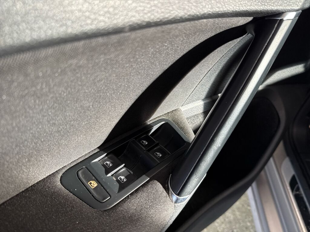 Volkswagen Golf 2016 Harmaa