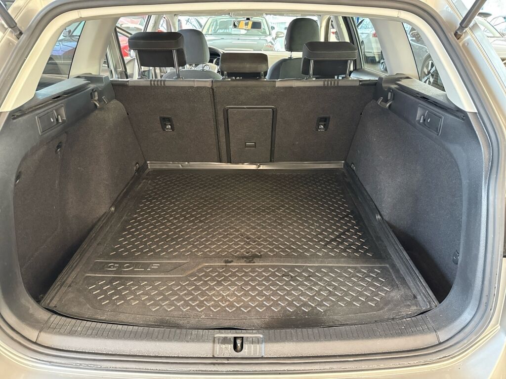 Volkswagen Golf 2016 Harmaa