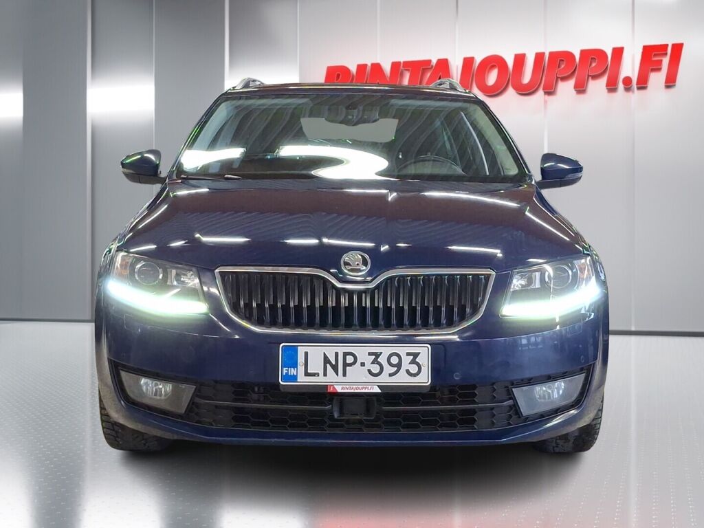 Skoda Octavia 2016 Sininen