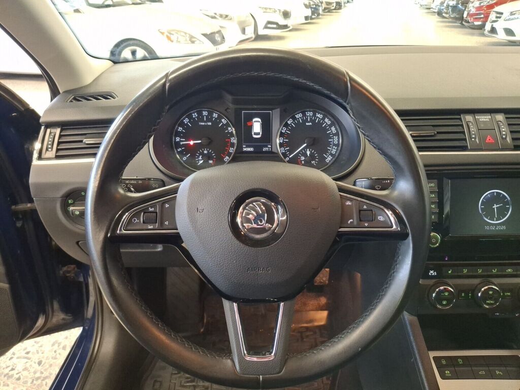 Skoda Octavia 2016 Sininen