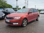 Skoda Rapid 2016 Punainen