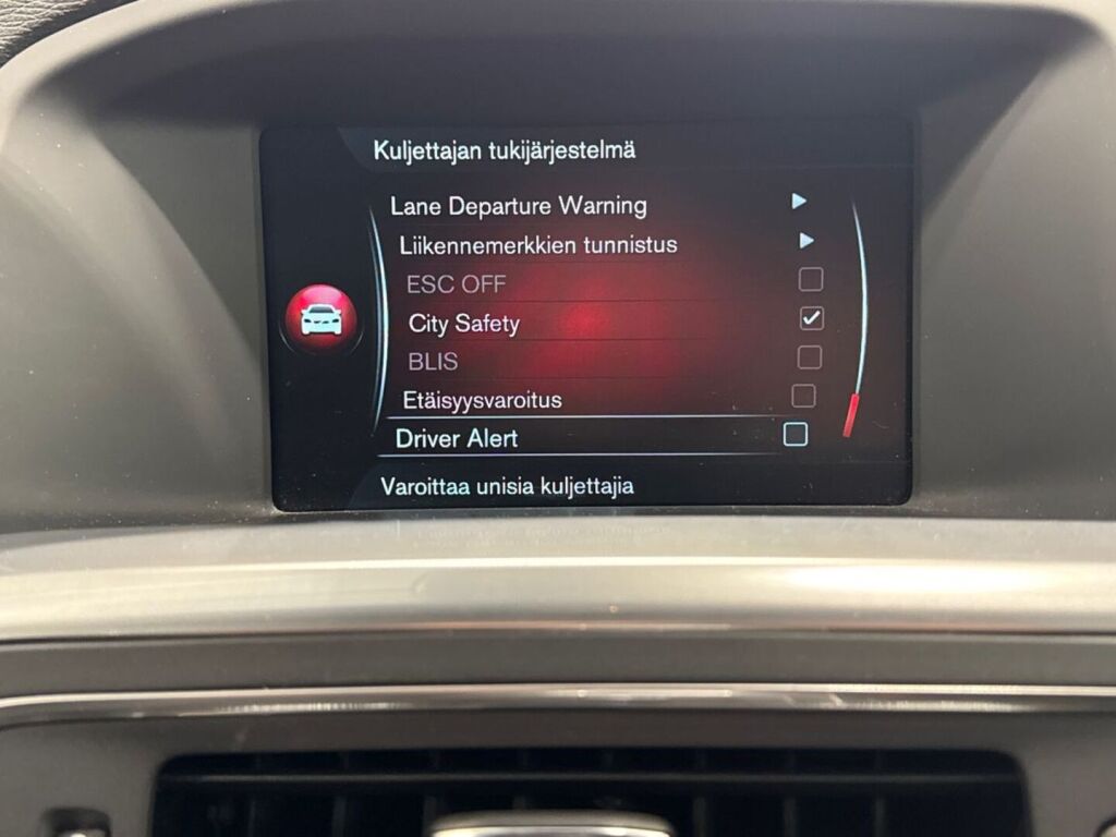 Volvo V60 2017 Sininen