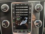 Volvo V60 2017 Sininen