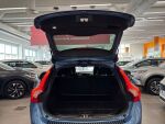 Volvo V60 2017 Sininen