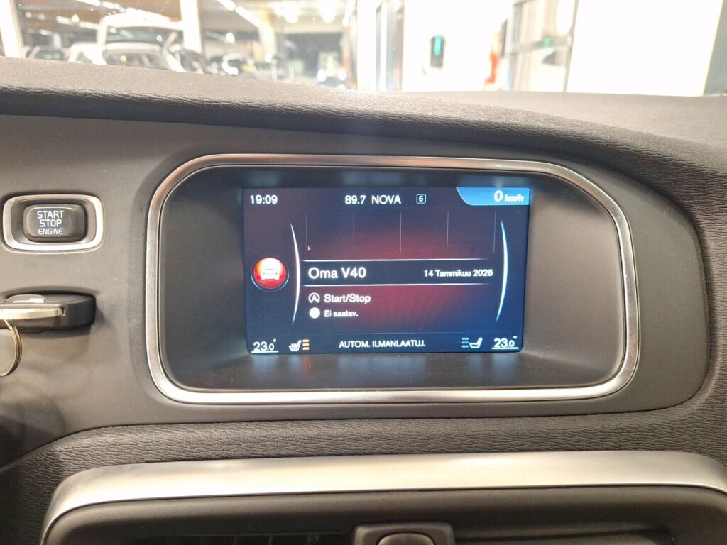 Volvo V40 Cross Country 2017 Valkoinen