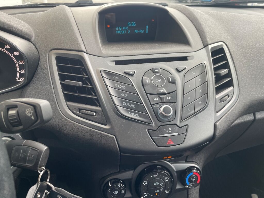 Ford Fiesta 2017 Sininen