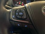 Toyota Avensis 2017 Musta