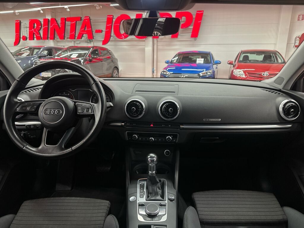 Audi A3 2017 Ruskea (beige)