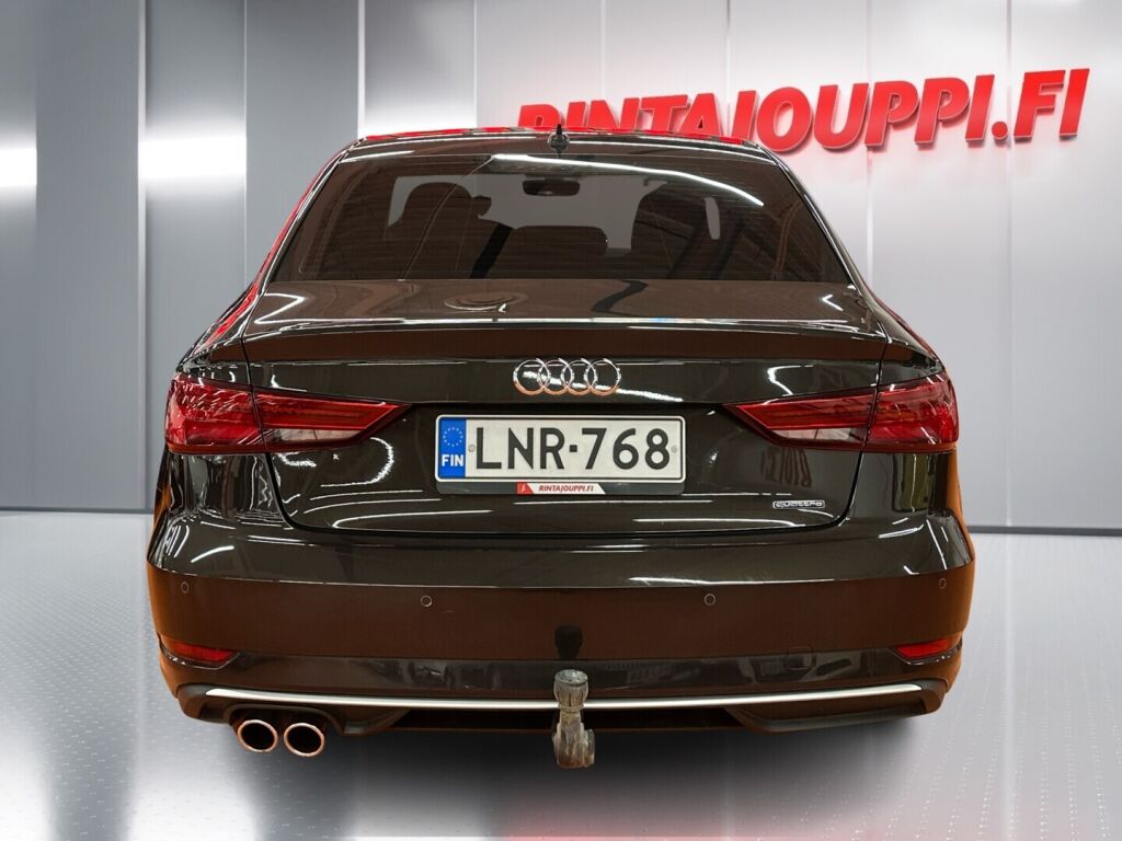 Audi A3 2017 Ruskea (beige)