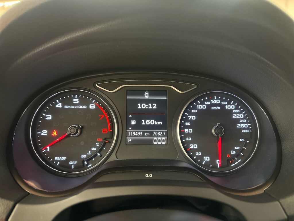 Audi A3 2017 Ruskea (beige)