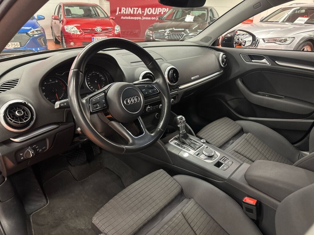 Audi A3 2017 Ruskea (beige)