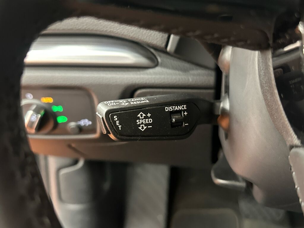 Audi A3 2017 Ruskea (beige)