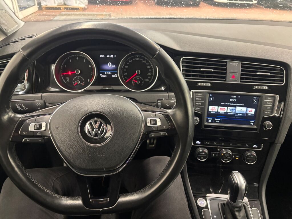 Volkswagen Golf 2017 Harmaa
