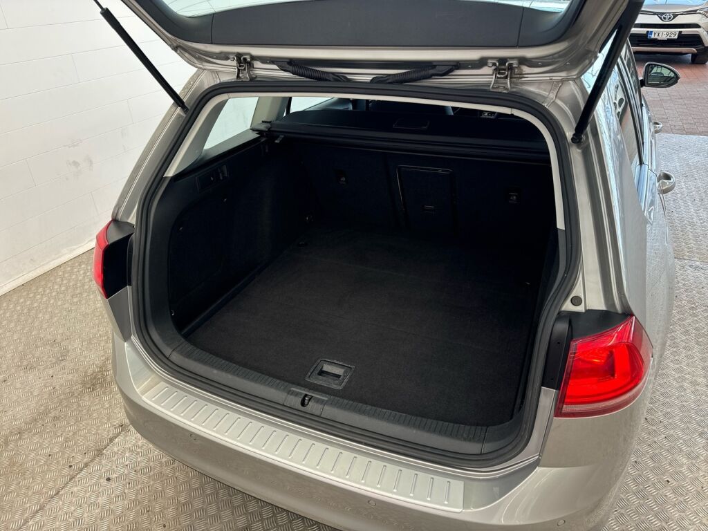 Volkswagen Golf 2017 Harmaa