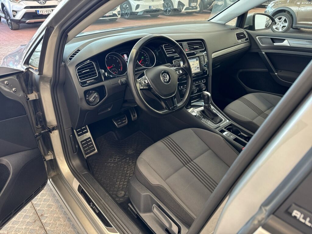 Volkswagen Golf 2017 Harmaa