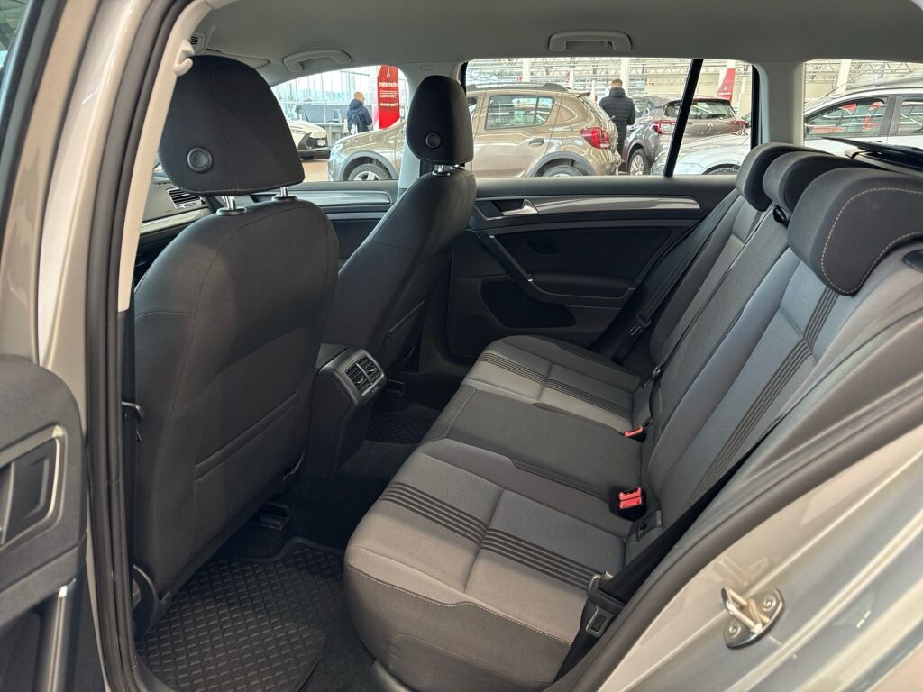 Volkswagen Golf 2017 Harmaa