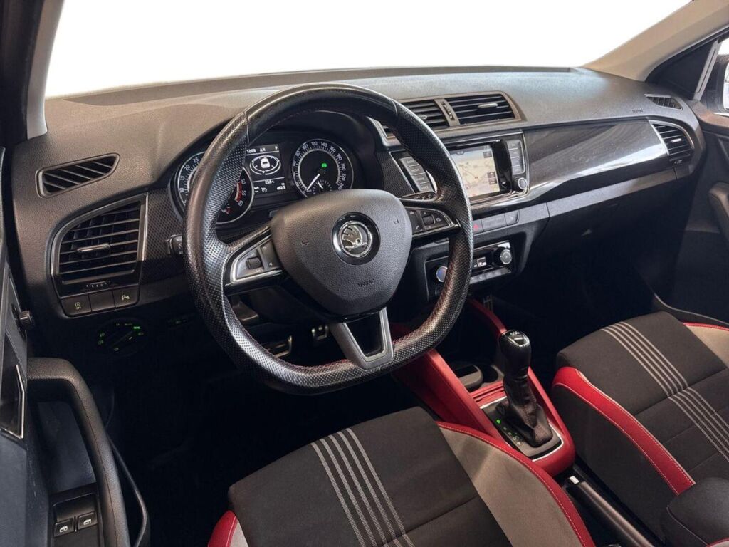 Skoda Fabia 2017 Metallinhohto Harmaa