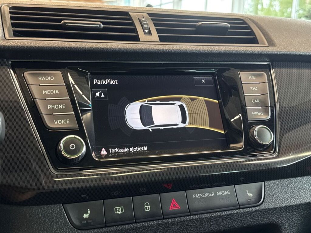 Skoda Fabia 2017 Metallinhohto Harmaa