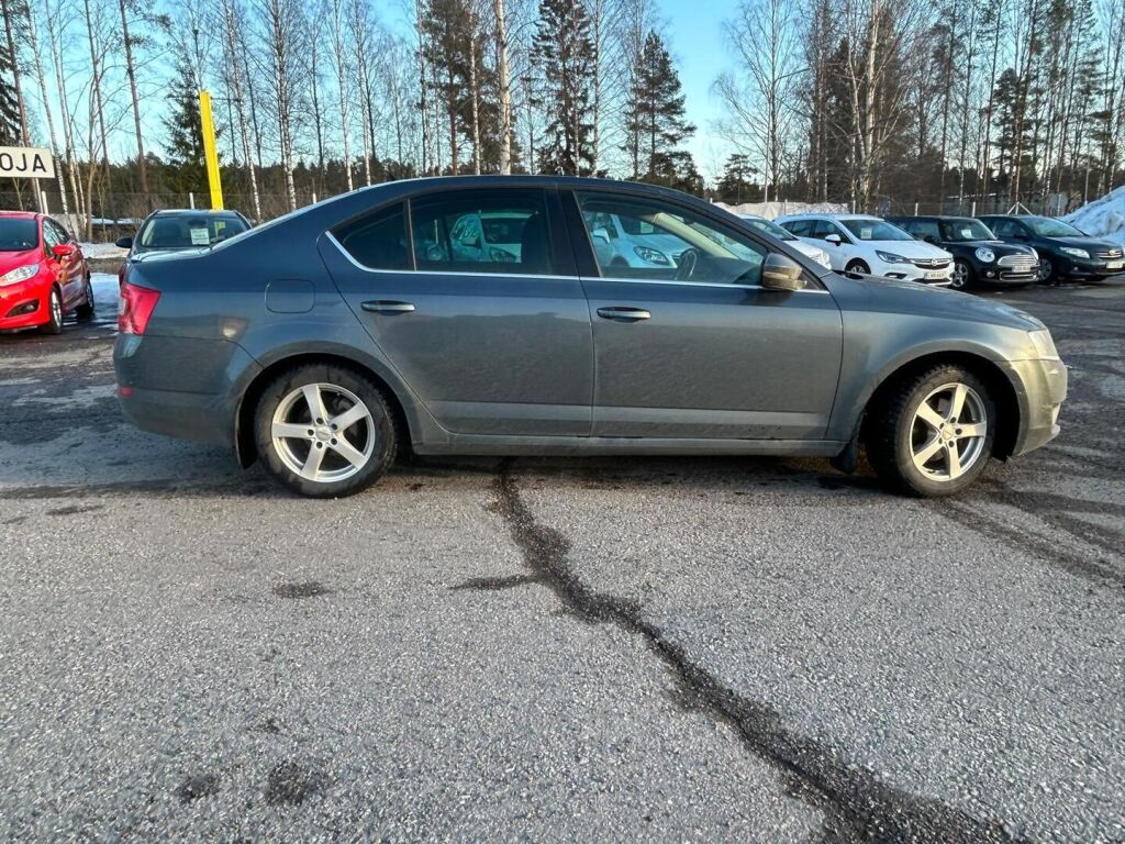 Skoda Octavia 2017 Harmaa