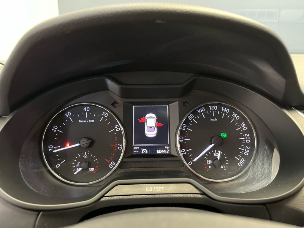 Skoda Octavia 2017 Harmaa