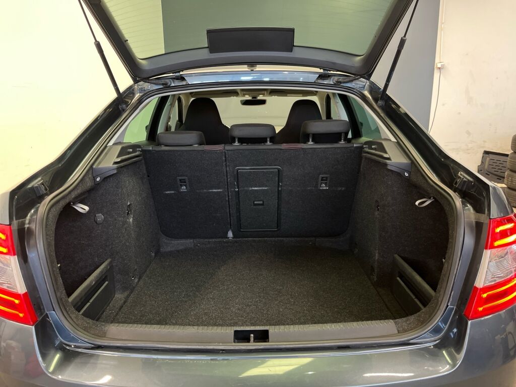 Skoda Octavia 2017 Harmaa