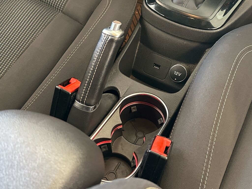 Ford Fiesta 2017 Valkoinen