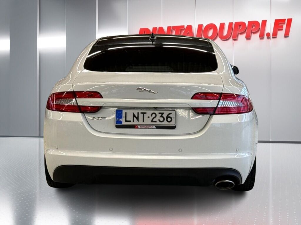 Jaguar XF 2013 Valkoinen