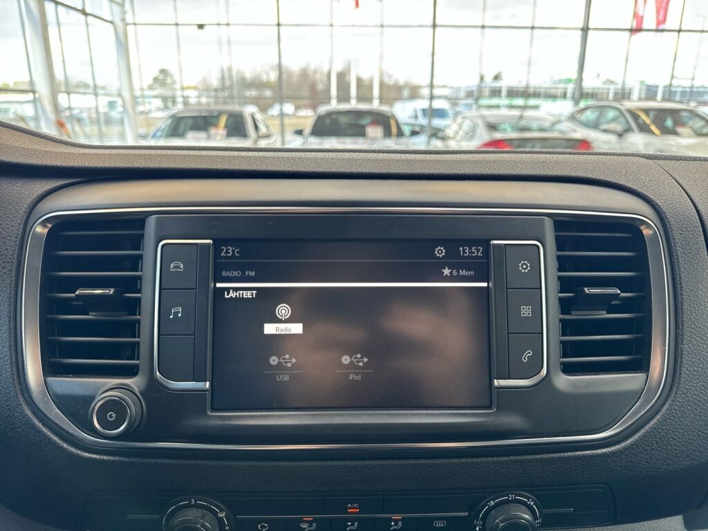 Toyota Proace 2017 Oranssi