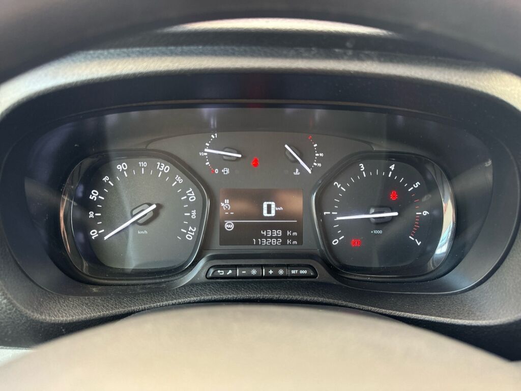 Toyota Proace 2017 Oranssi