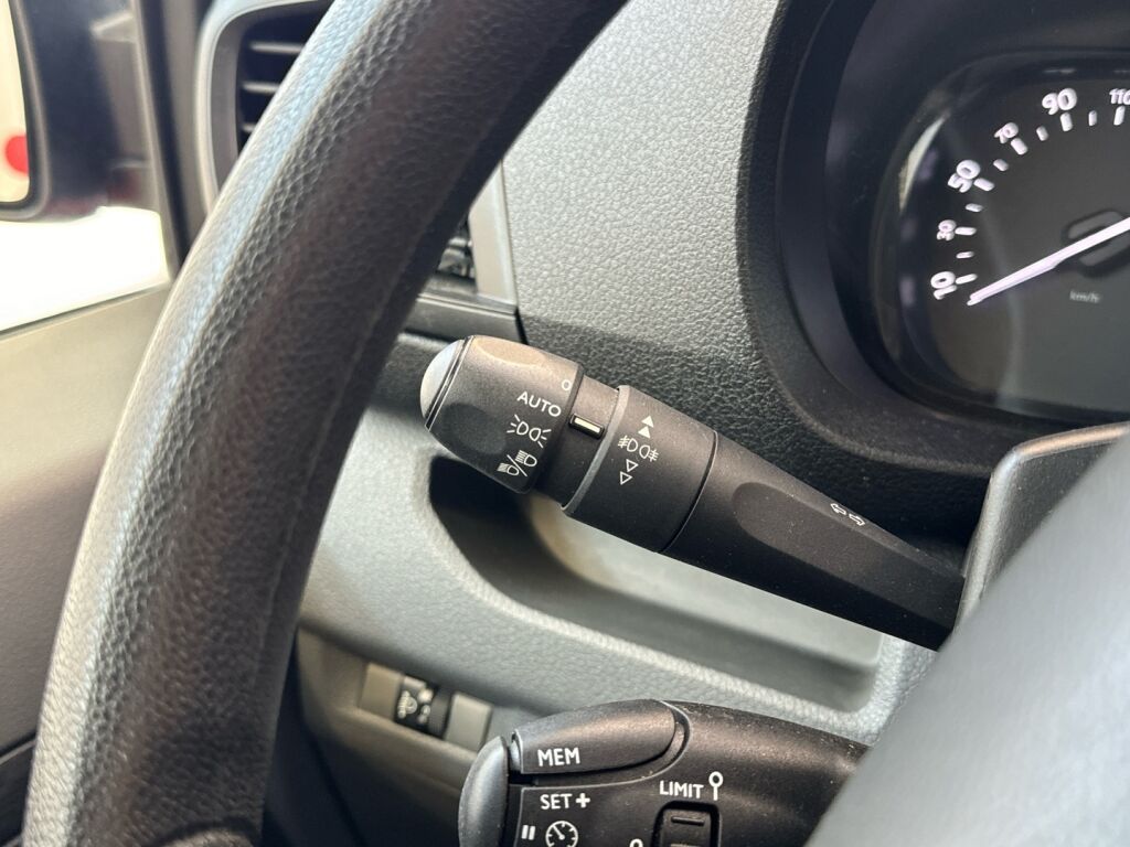 Toyota Proace 2017 Oranssi