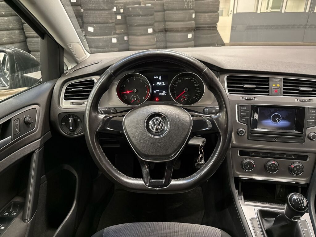 Volkswagen Golf 2016 Harmaa