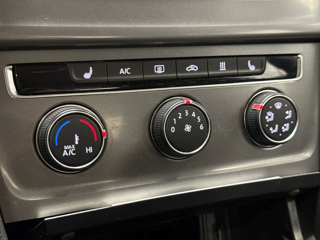 Volkswagen Golf 2016 Harmaa