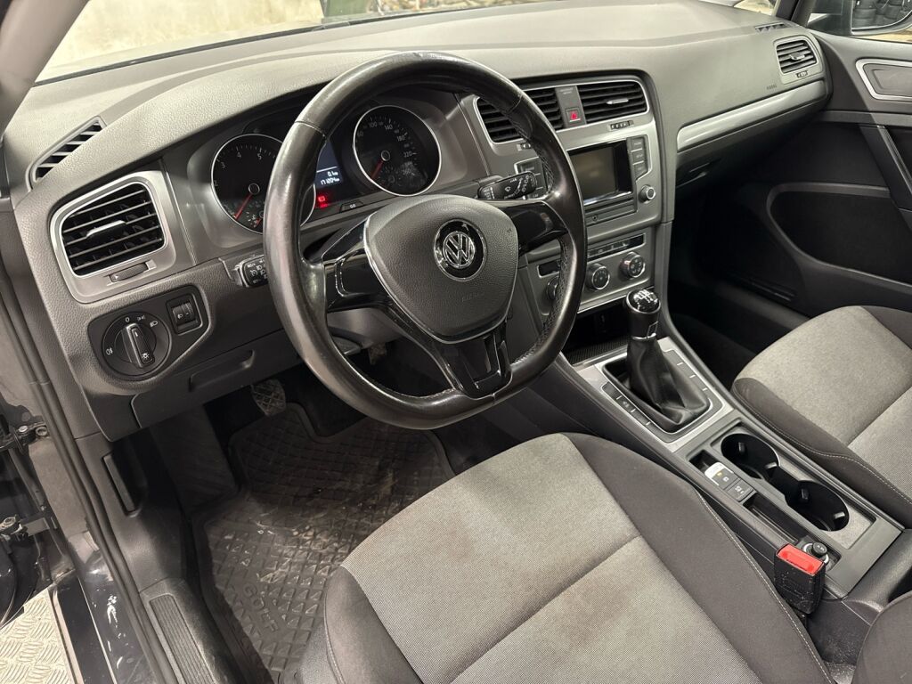 Volkswagen Golf 2016 Harmaa