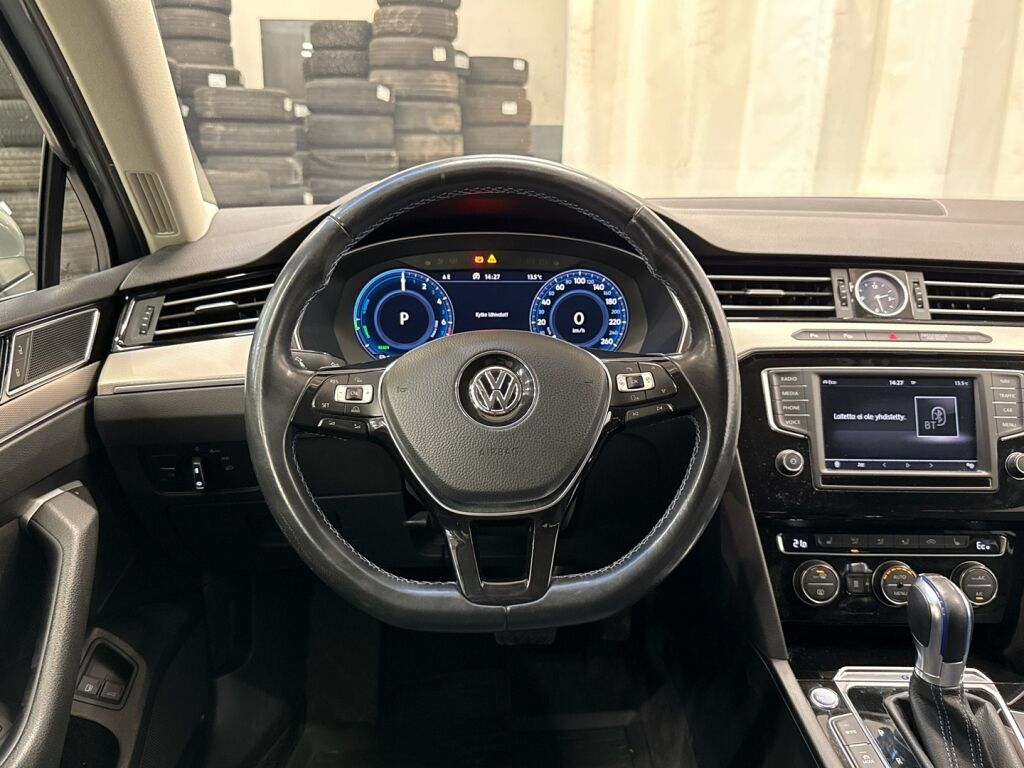 Volkswagen Passat 2017 Harmaa