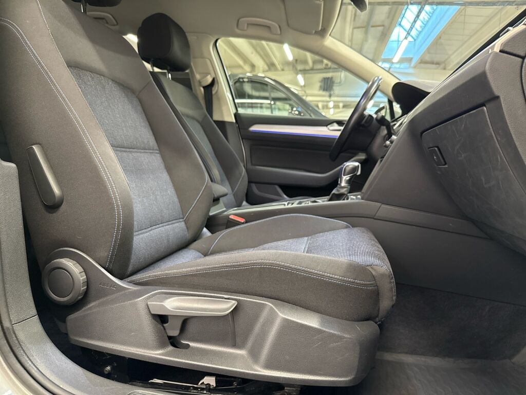 Volkswagen Passat 2017 Harmaa