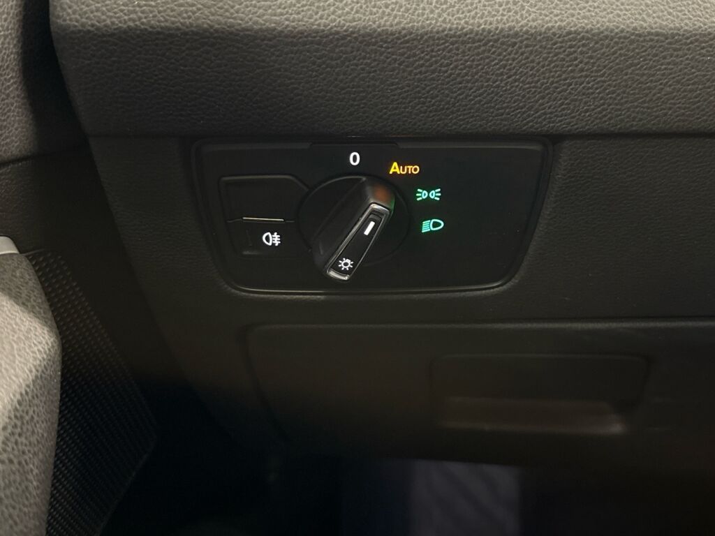 Volkswagen Passat 2017 Harmaa