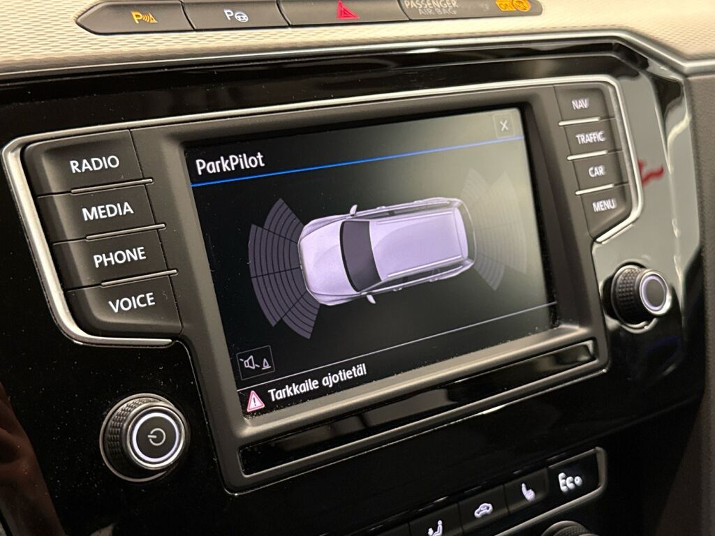 Volkswagen Passat 2017 Harmaa