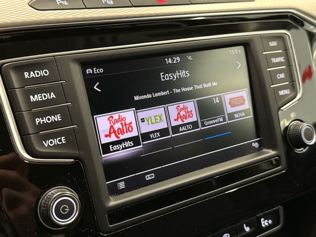 Volkswagen Passat 2017 Harmaa