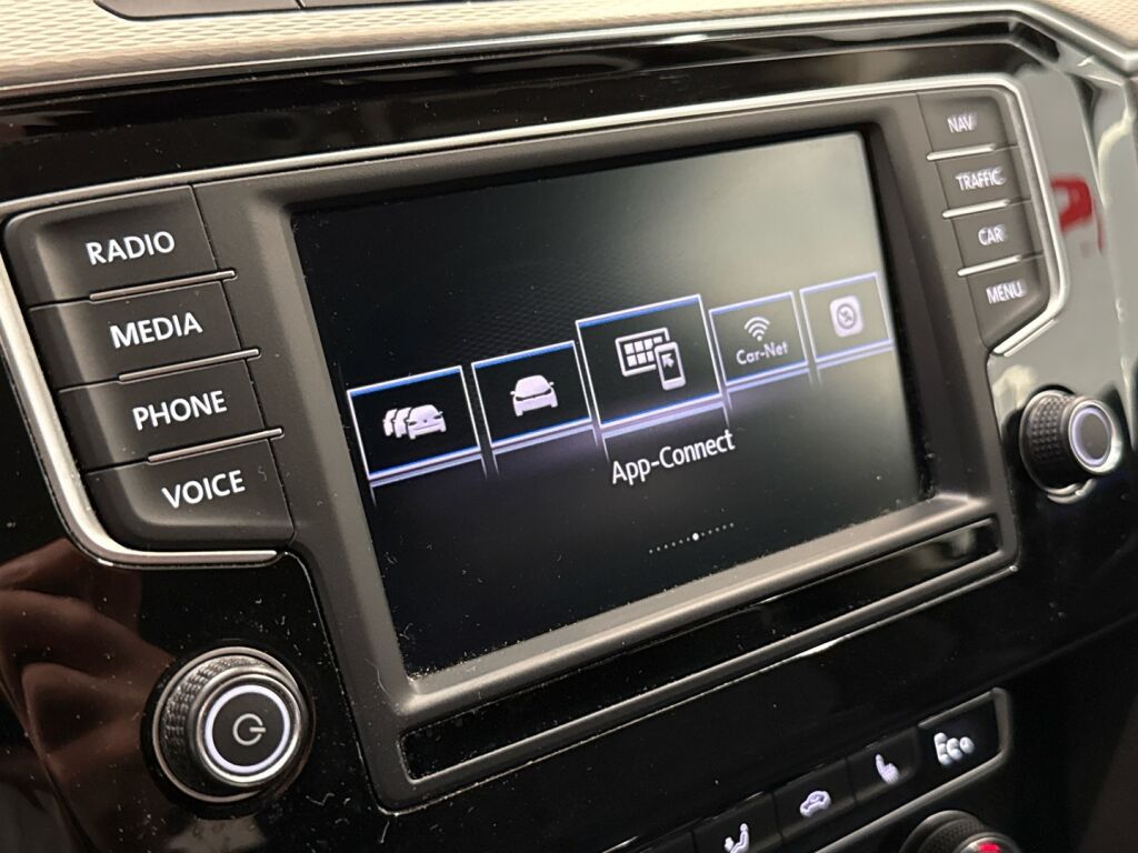 Volkswagen Passat 2017 Harmaa