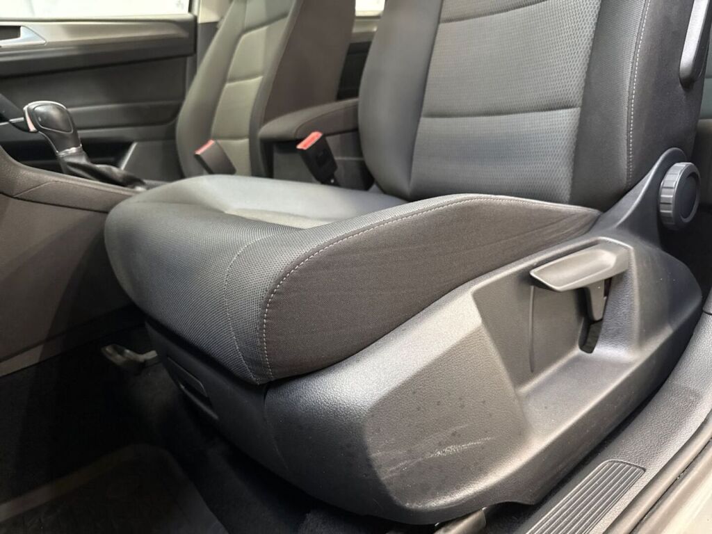 Volkswagen Golf Sportsvan 2017 Harmaa