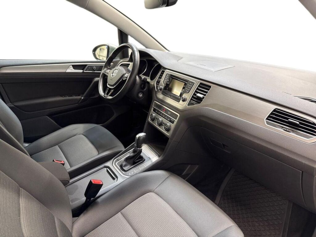 Volkswagen Golf Sportsvan 2017 Harmaa