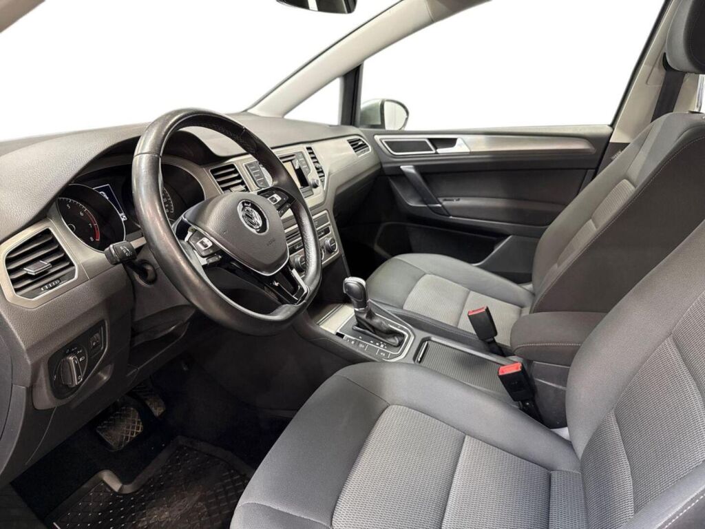 Volkswagen Golf Sportsvan 2017 Harmaa