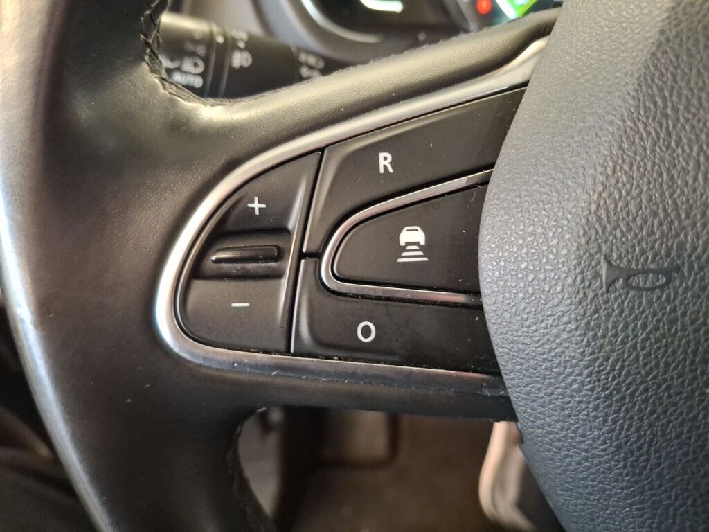 Renault Grand Scenic 2016 Ruskea (beige)