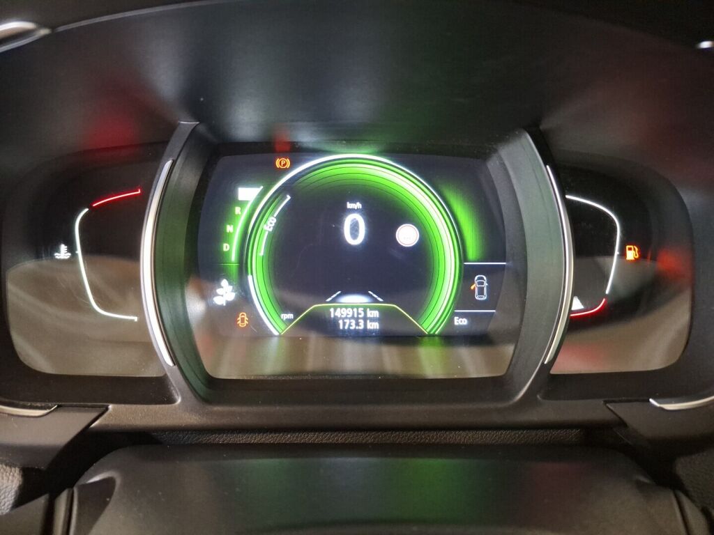 Renault Grand Scenic 2016 Ruskea (beige)