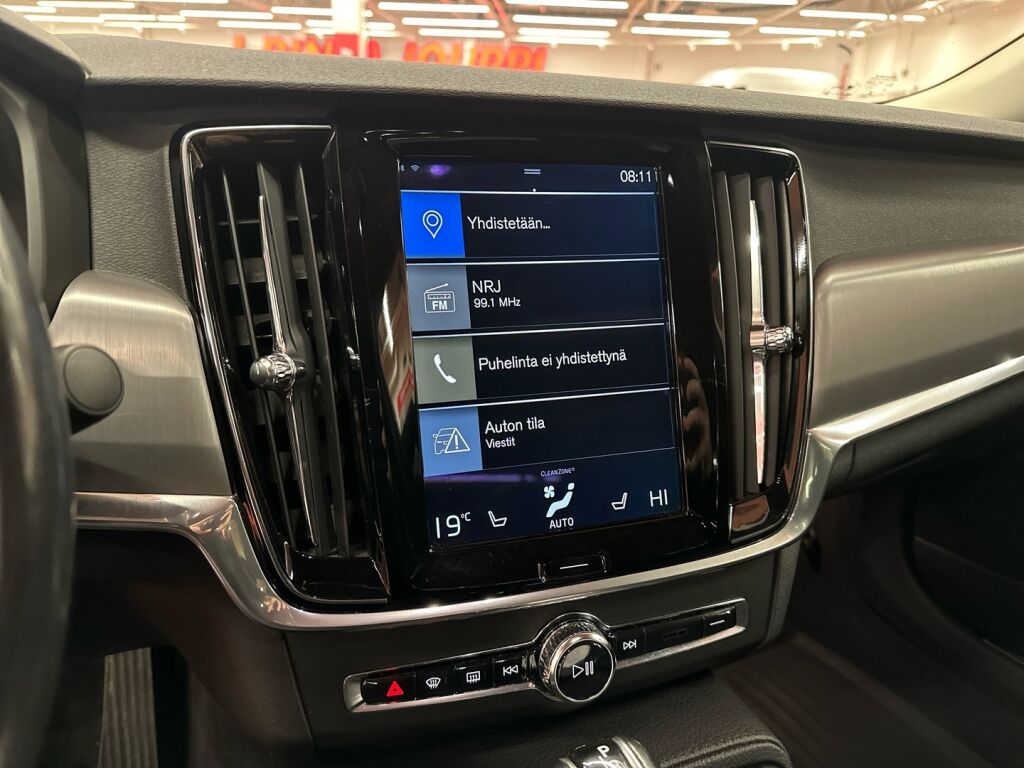 Volvo S90 2017 Musta