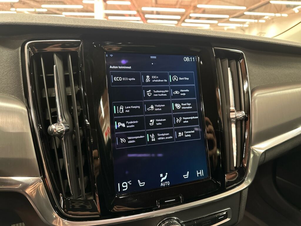 Volvo S90 2017 Musta