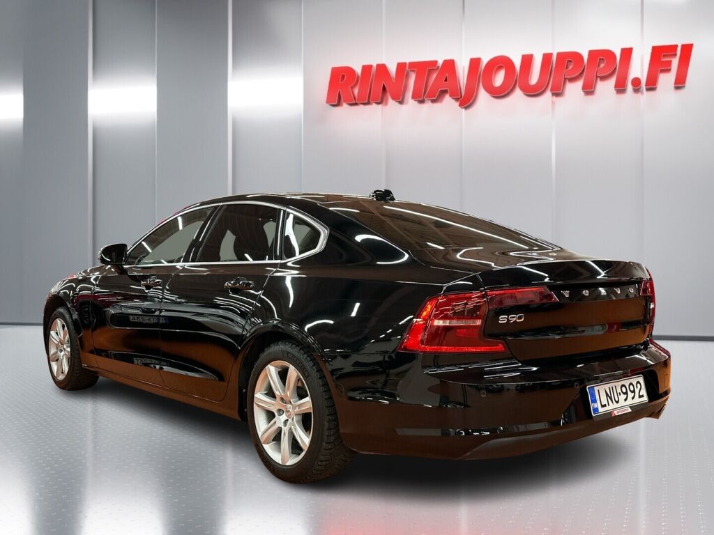 Volvo S90 2017 Musta