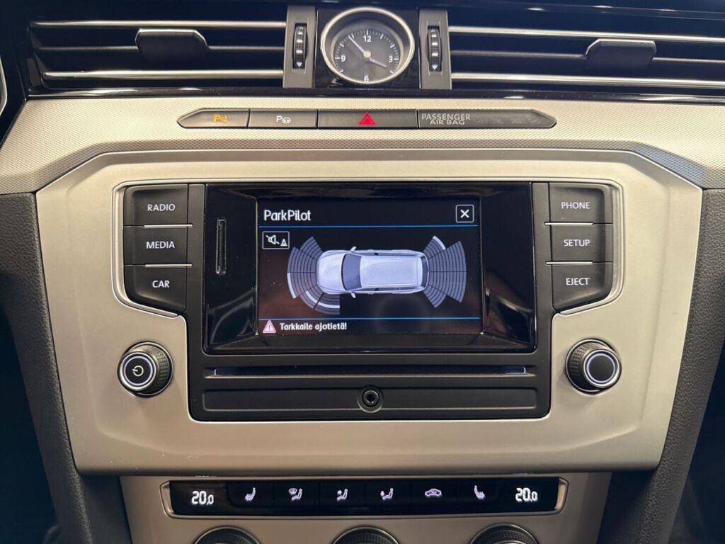 Volkswagen Passat 2017 Sininen